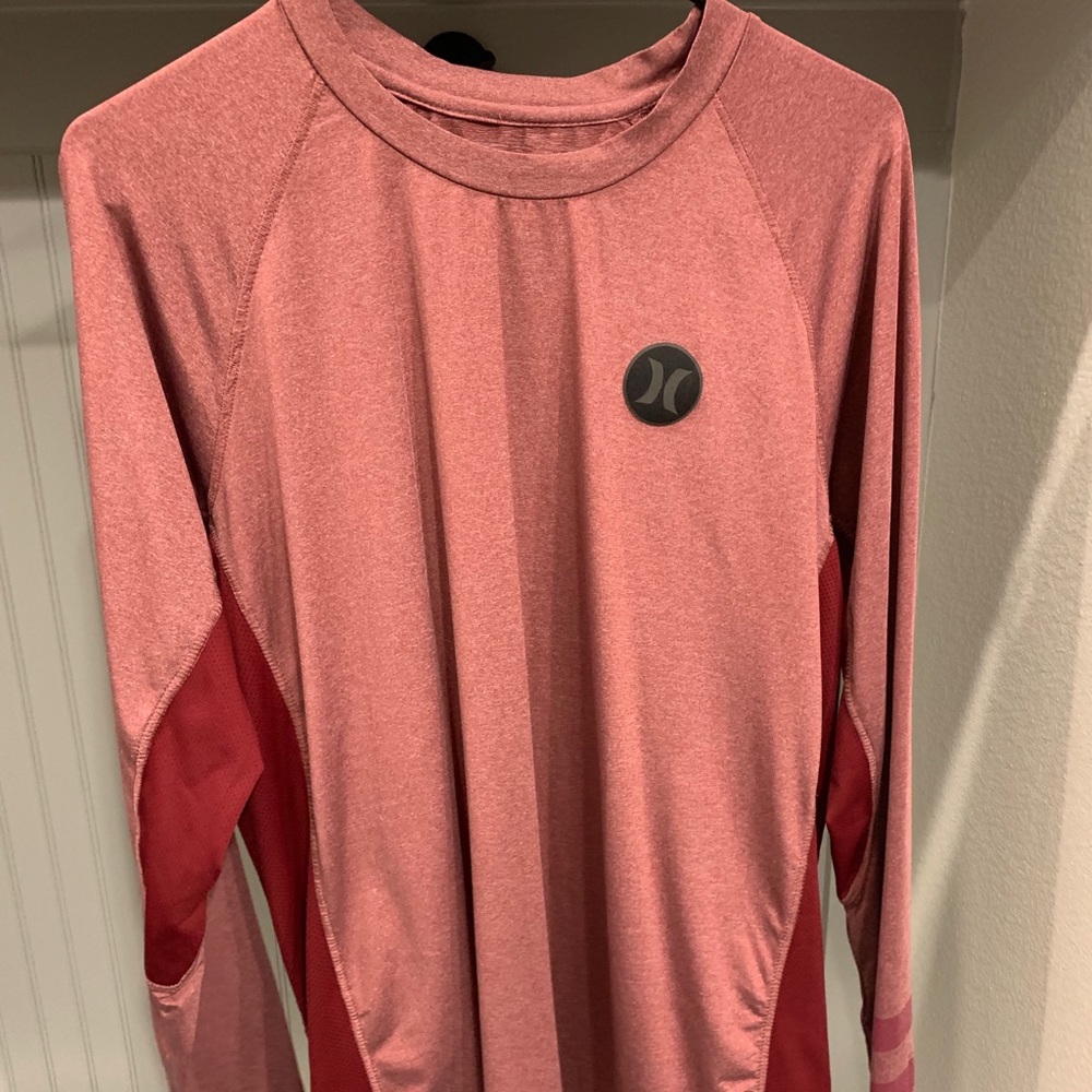 Men’s Hurley long sleeve shirt